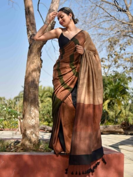 Women Brown Saree