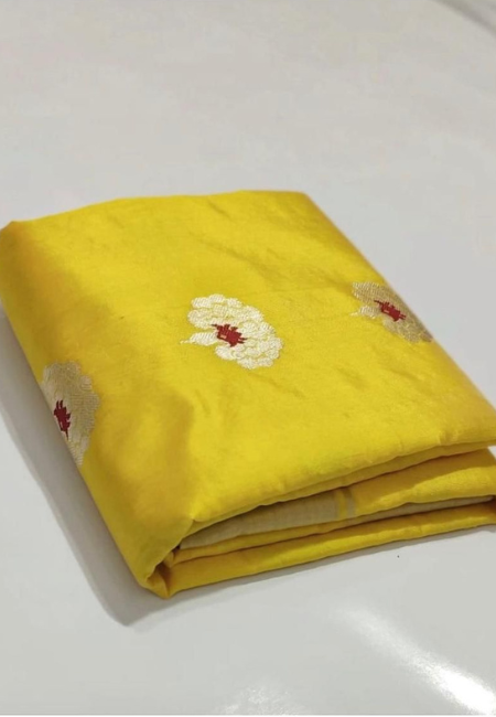 Beautiful Handwoven Pure Pattu Silk Saree